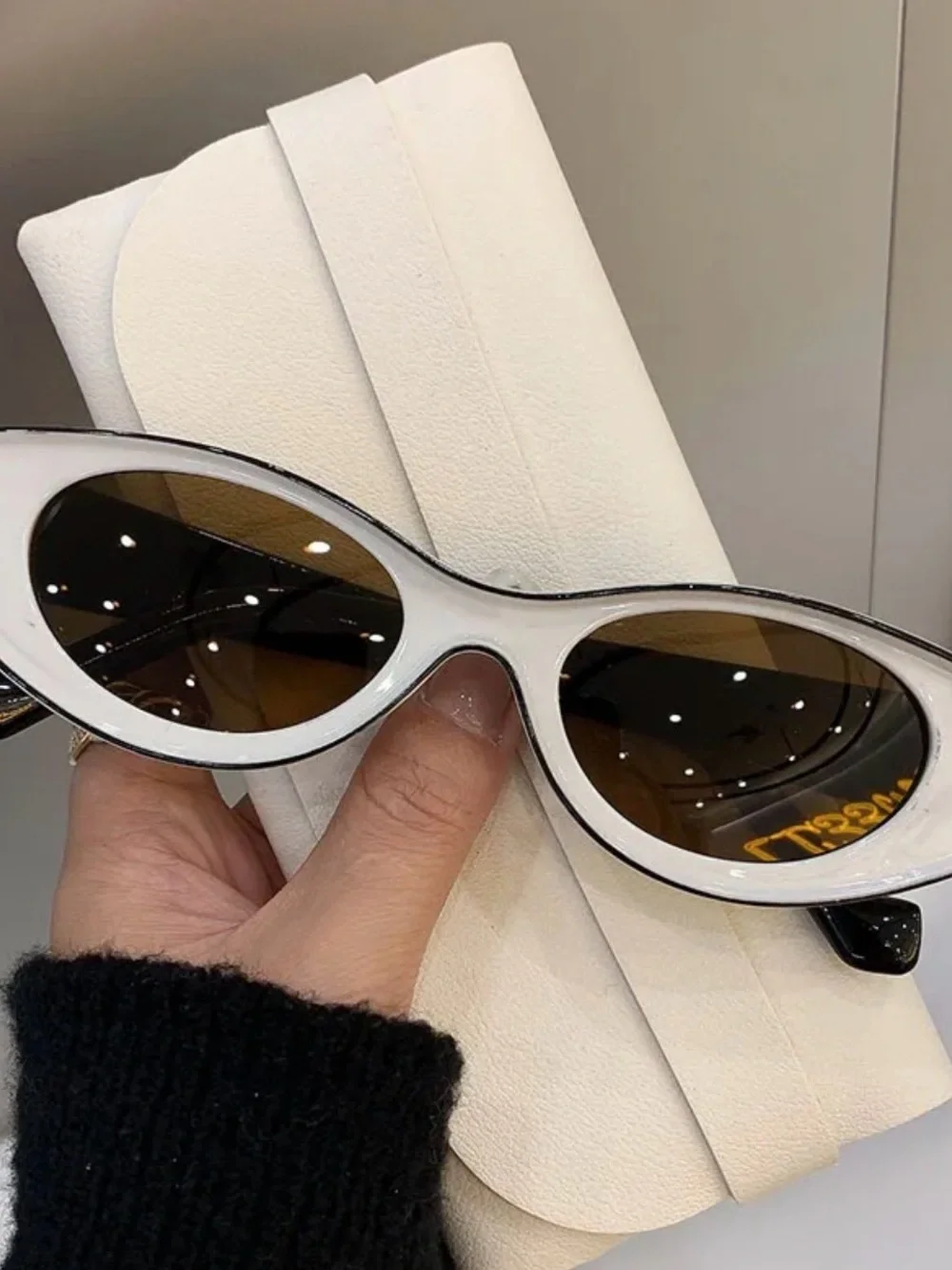 White Cat-Eye Sunglasses - Women's Fashion Shades